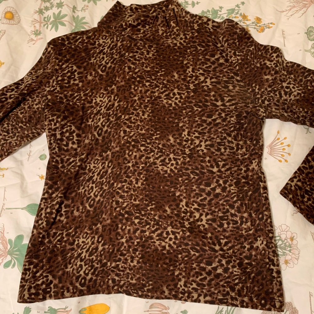 EUC Jones New York Leopard Mock